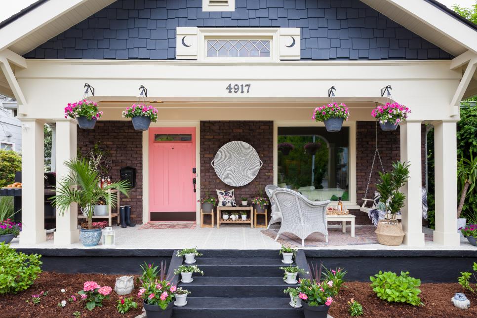 Front Porch Decor Ideas and Designs for Summer 2021